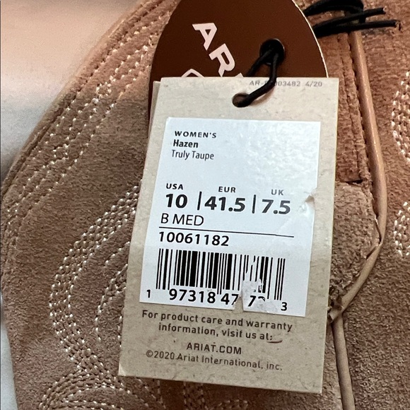 Ariat Tan Western Boots with Embroidery - Picture 10 of 10